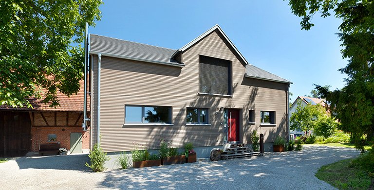 Ökologisches Einfamilienhaus mit Holzverschalung Copyright: TALBAU-Haus GmbH